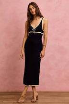 Elara | Elegant Black Knit Maxi Bodycon Resort Dress - HoneyvineDress