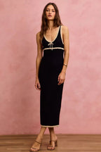 Elara | Elegant Black Knit Maxi Bodycon Resort Dress - HoneyvineDress