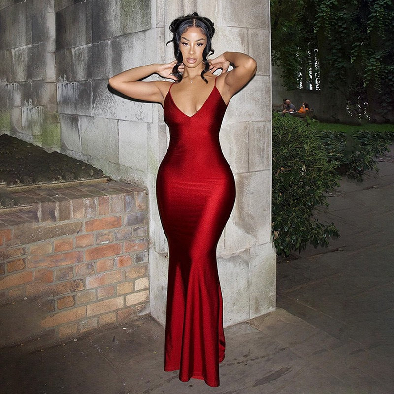 Livia | V-Neck Fitted Mermaid Maxi Dress