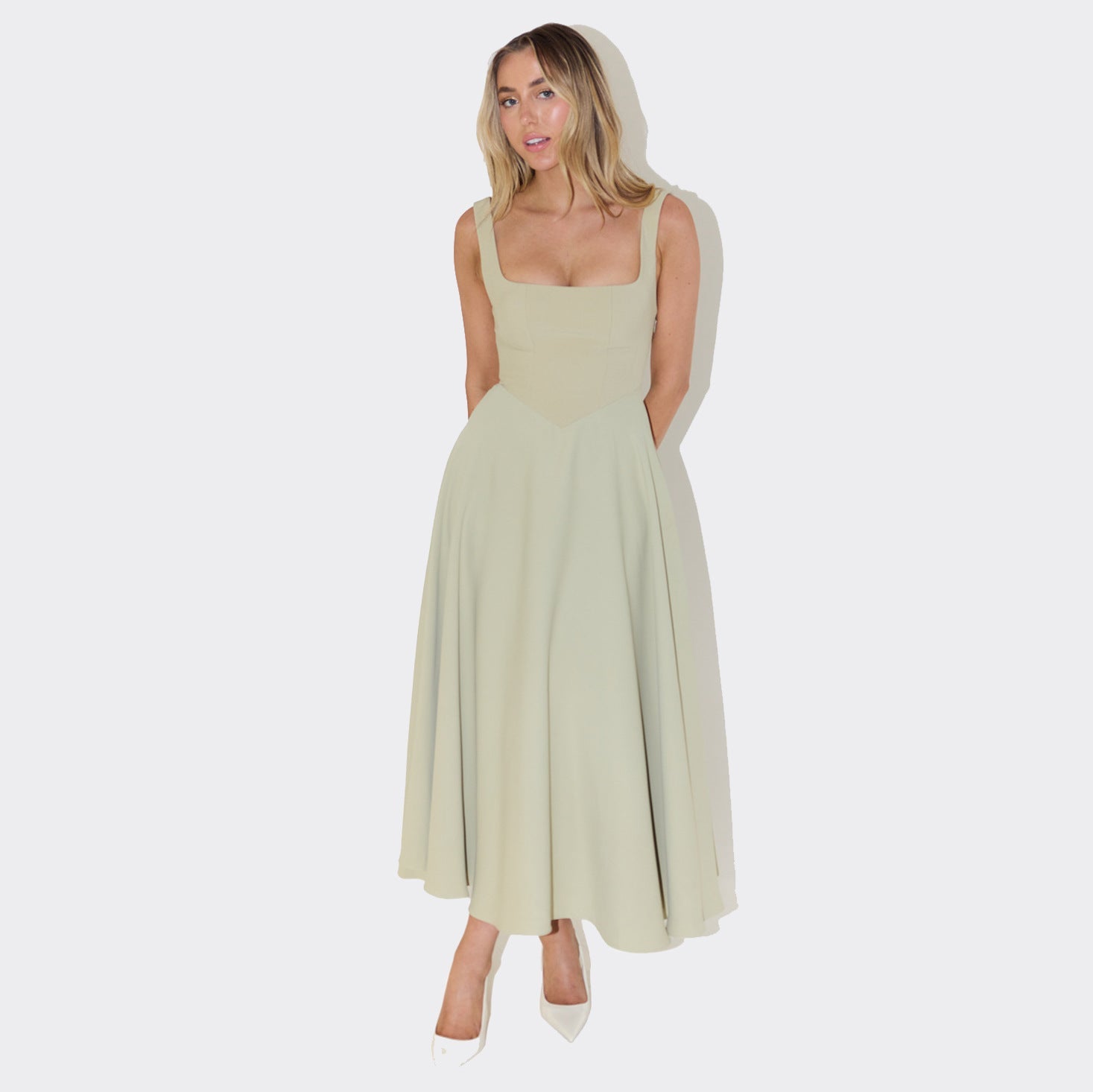 Summer Dress Square-Neck Halter Maxi Dress – Chic Cinched Waist