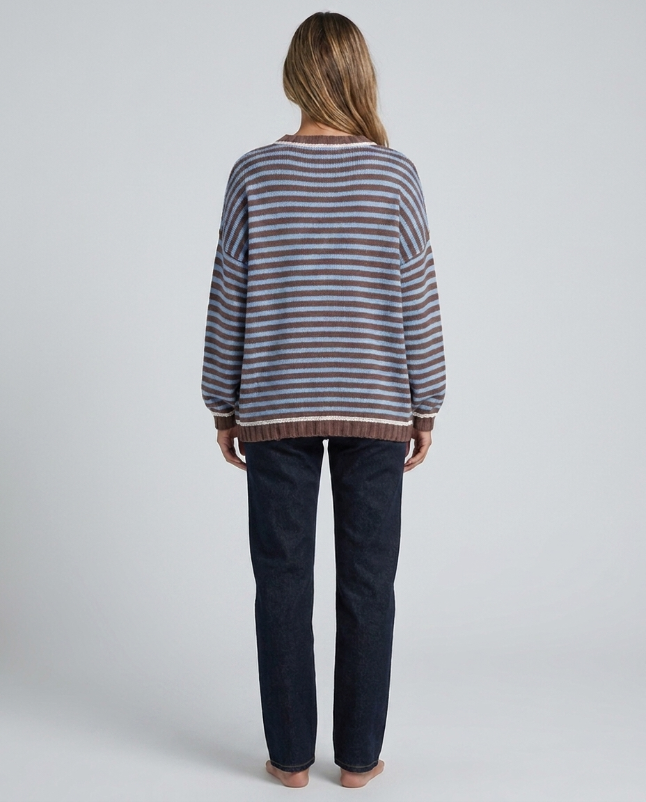 Ariadne back Brown